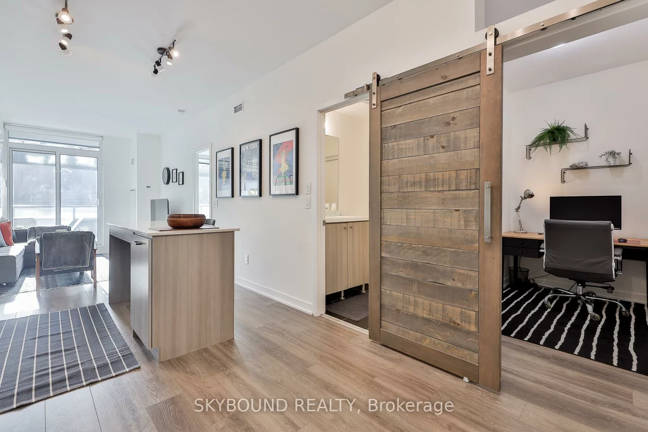 105, George, Moss Park, Toronto