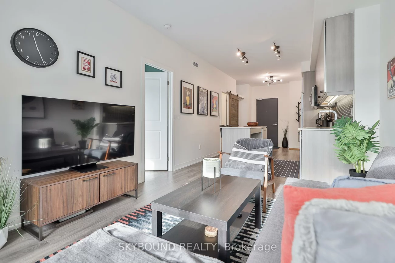 105, George, Moss Park, Toronto