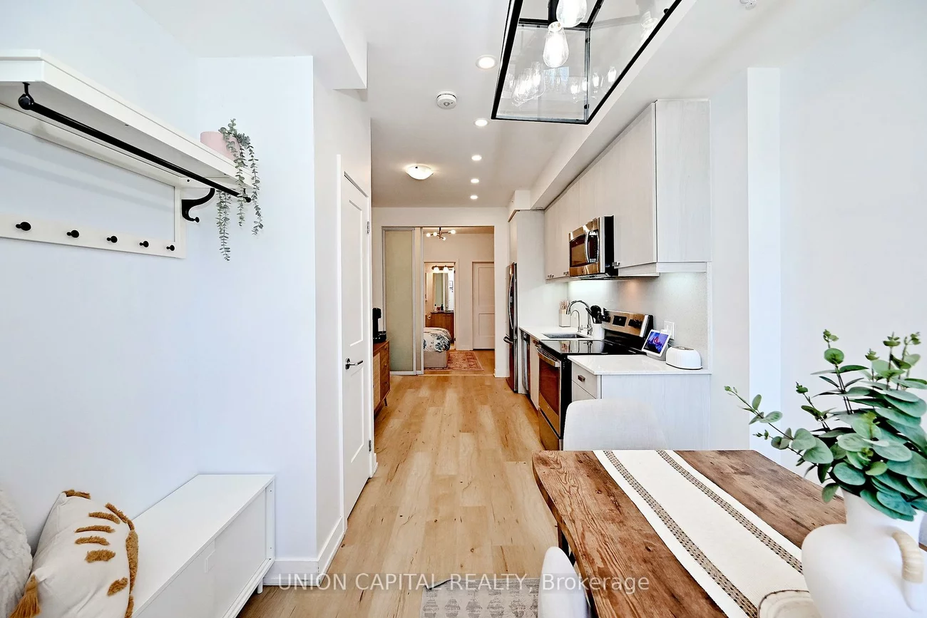 57, Finch, Willowdale West, Toronto