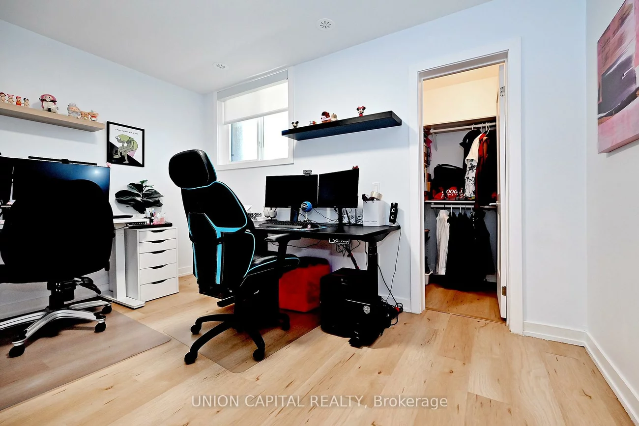 57, Finch, Willowdale West, Toronto