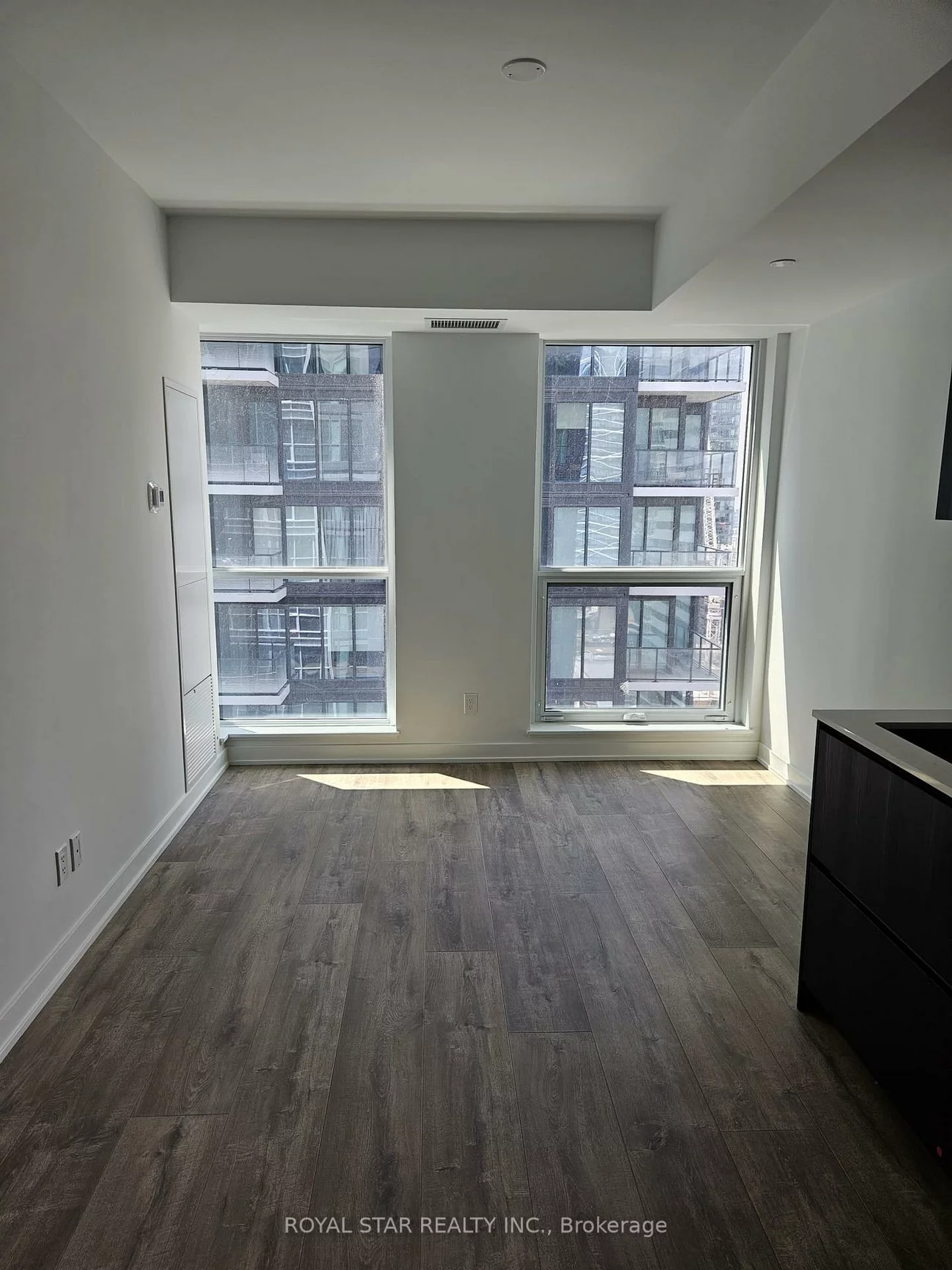 327, King, Waterfront Communities C1, Toronto