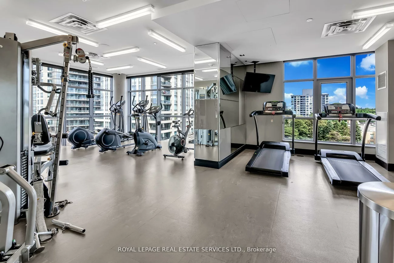 501, St Clair, Casa Loma, Toronto