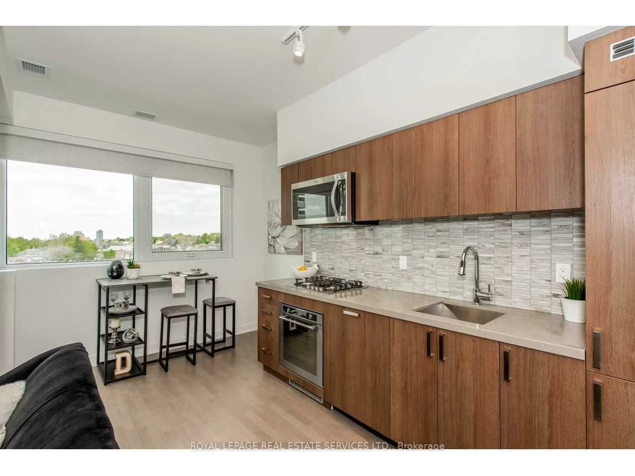 501, St Clair, Casa Loma, Toronto