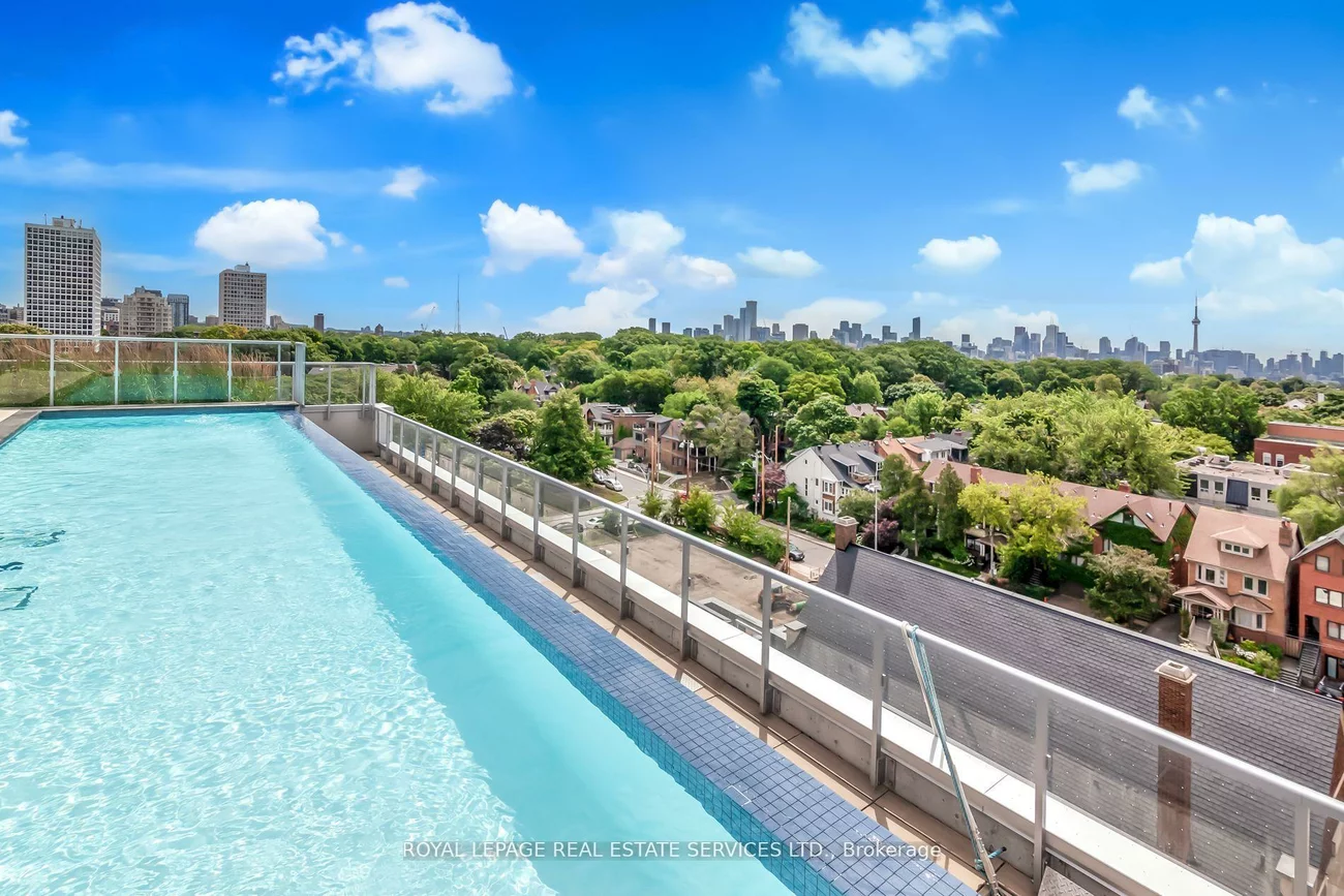 501, St Clair, Casa Loma, Toronto