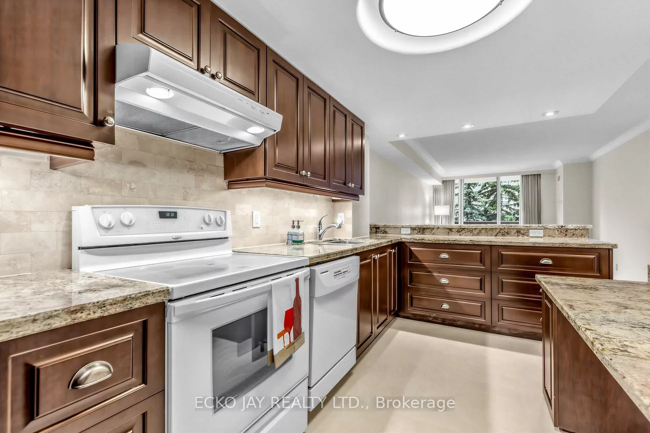 1200, Don Mills, Banbury-Don Mills, Toronto