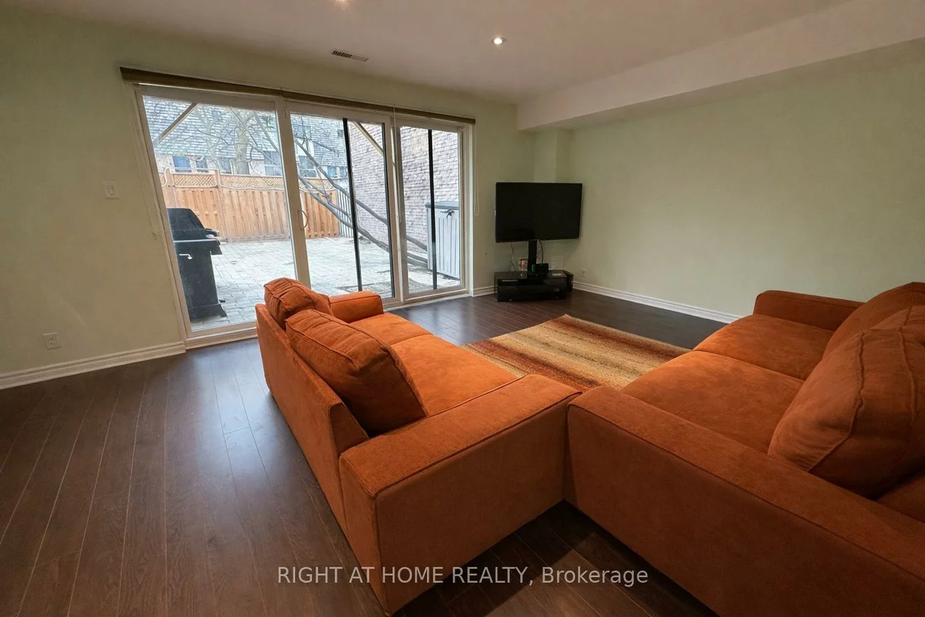 6, Glade Carse, Westminster-Branson, Toronto