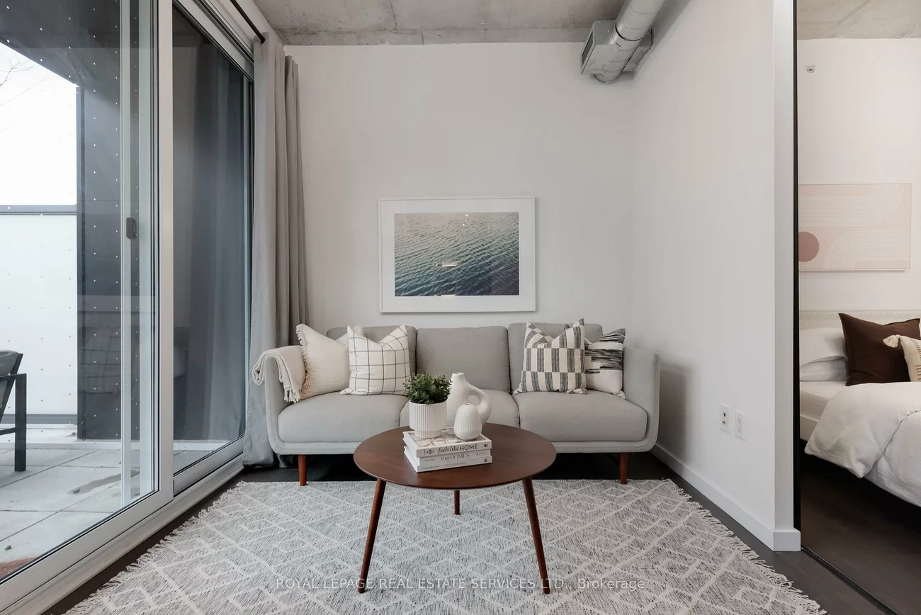 170, Bayview, Waterfront Communities C8, Toronto