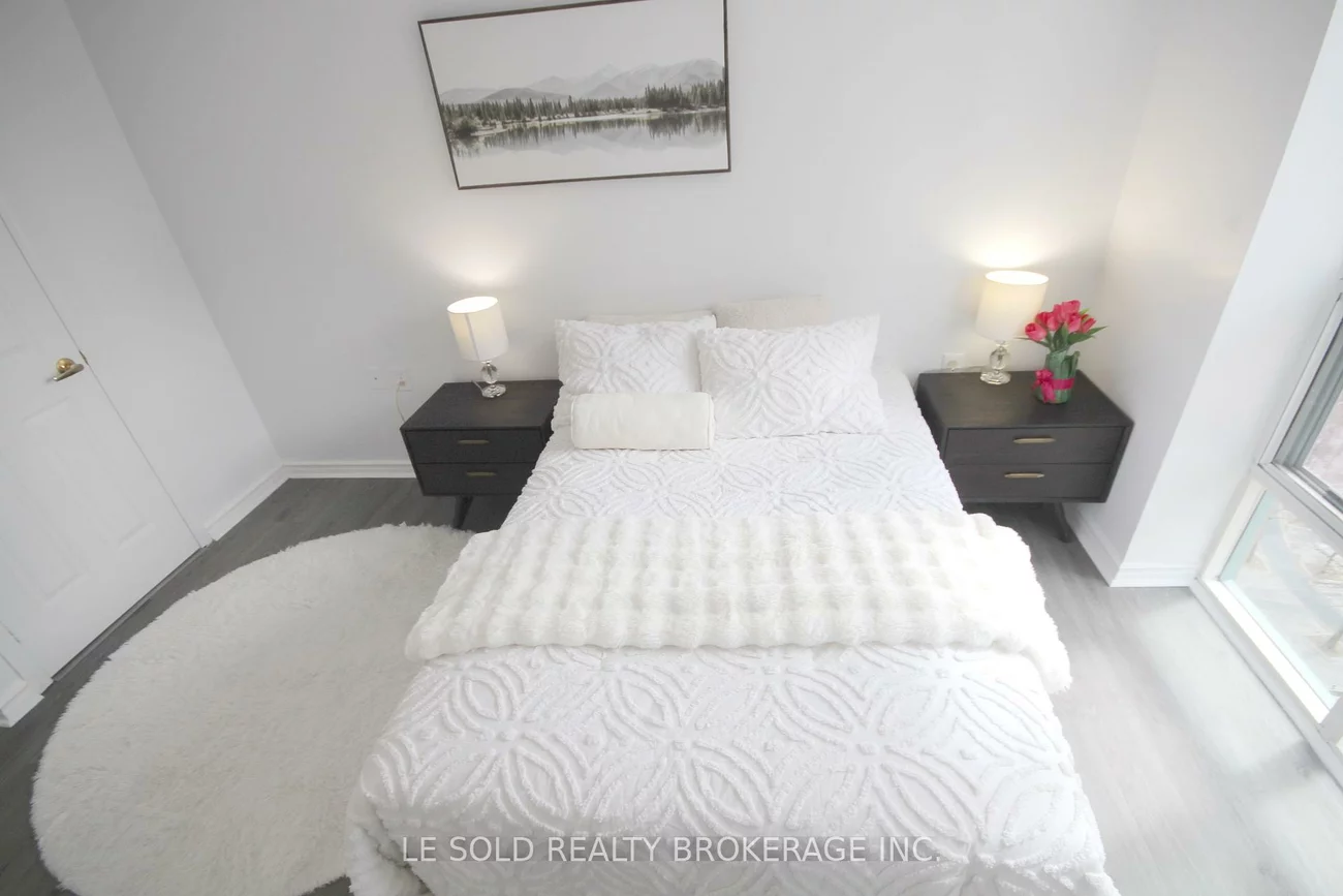 22, Olive, Willowdale East, Toronto