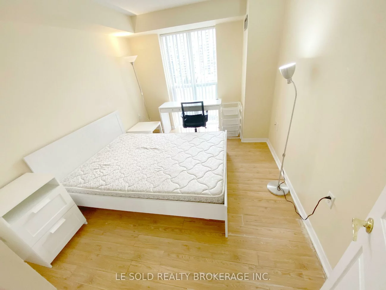 22, Olive, Willowdale East, Toronto