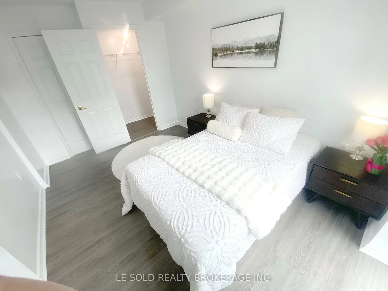 22, Olive, Willowdale East, Toronto