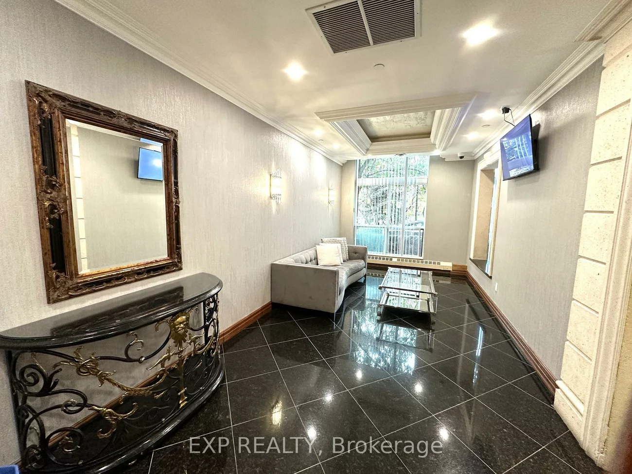 23, Lorraine, Willowdale West, Toronto