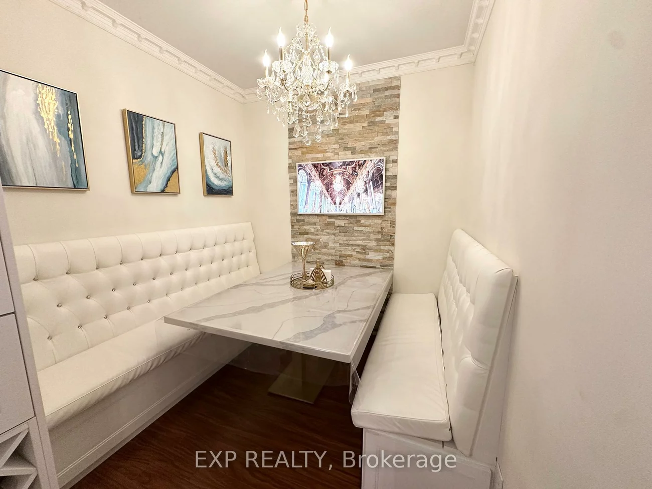 23, Lorraine, Willowdale West, Toronto