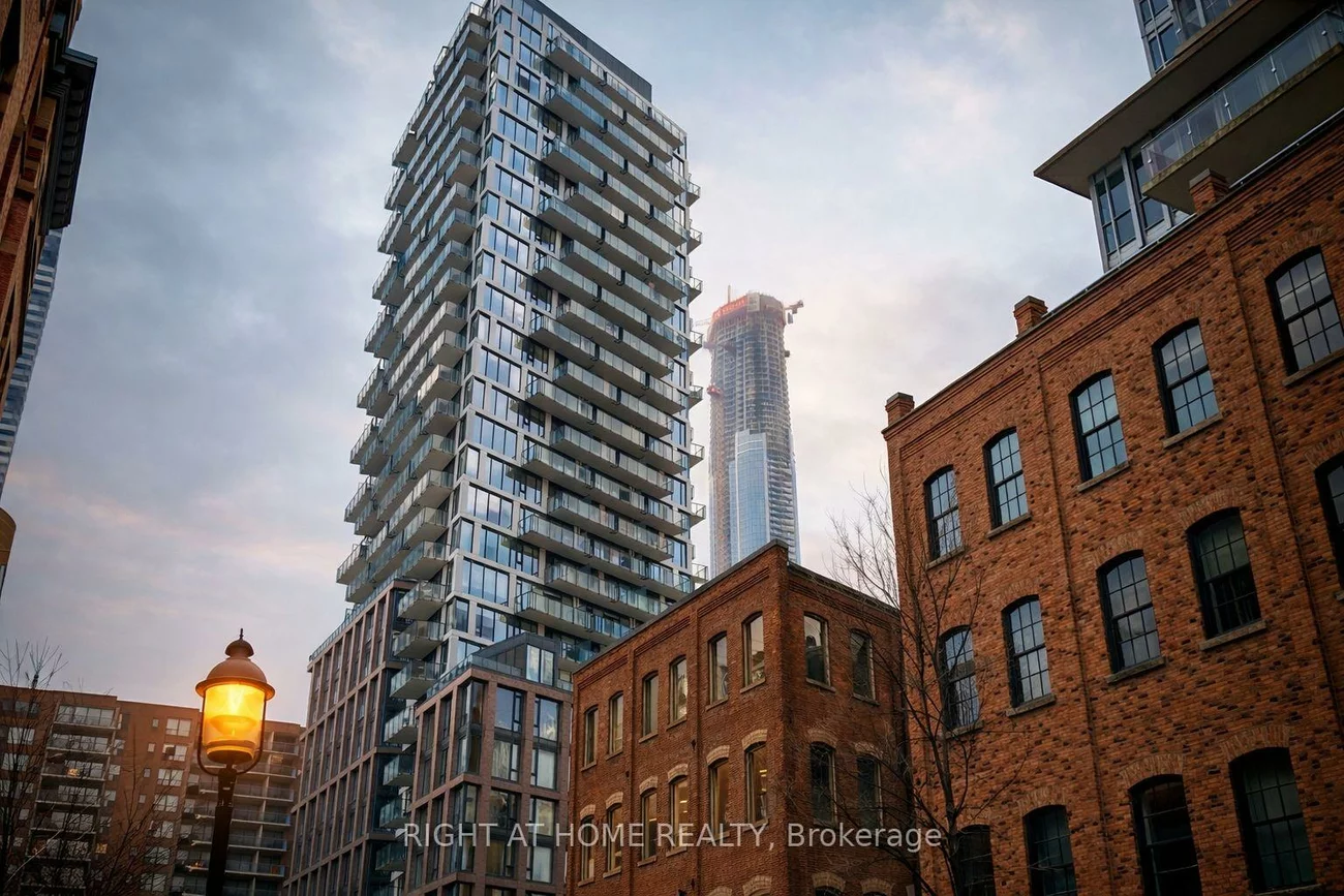 2A, Church, Waterfront Communities C8, Toronto