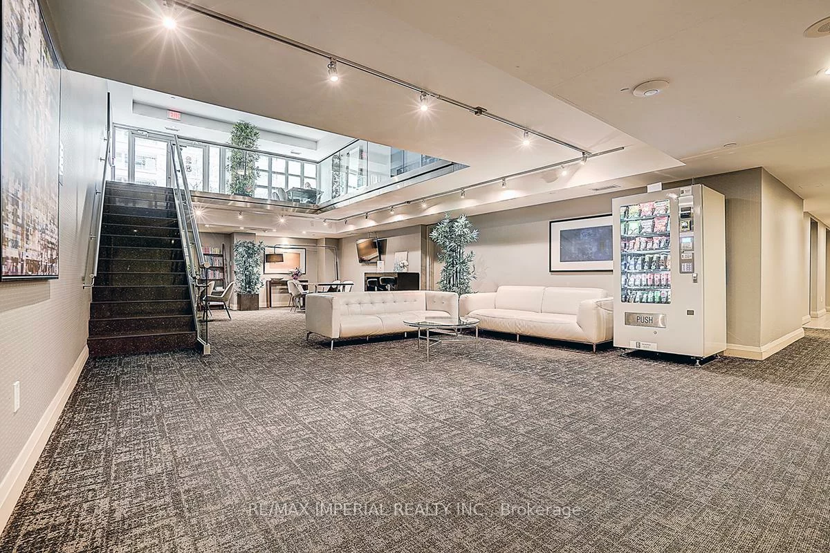 65, East Liberty, Niagara, Toronto