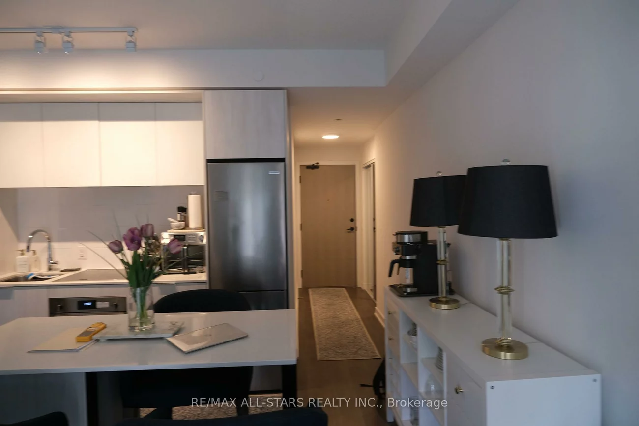 130, River, Regent Park, Toronto