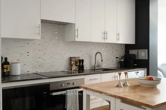 23, Glebe, Yonge-Eglinton, Toronto