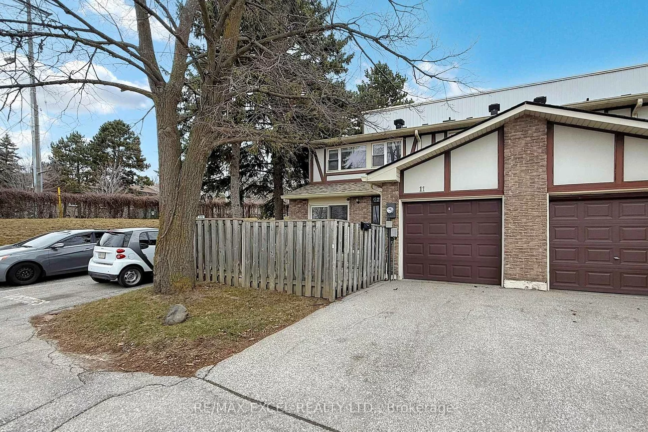 11, Sand Fernway, Don Valley Village, Toronto