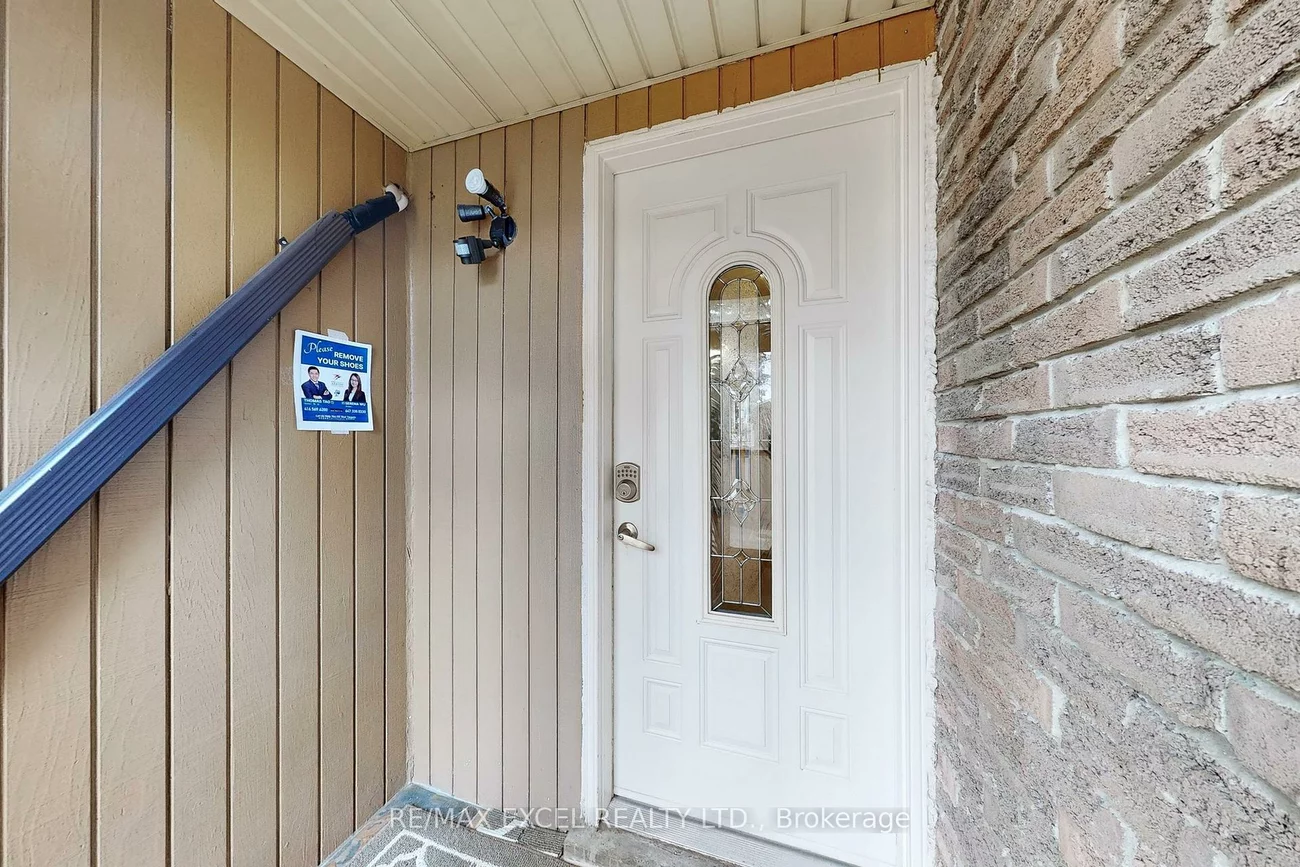 11, Sand Fernway, Don Valley Village, Toronto