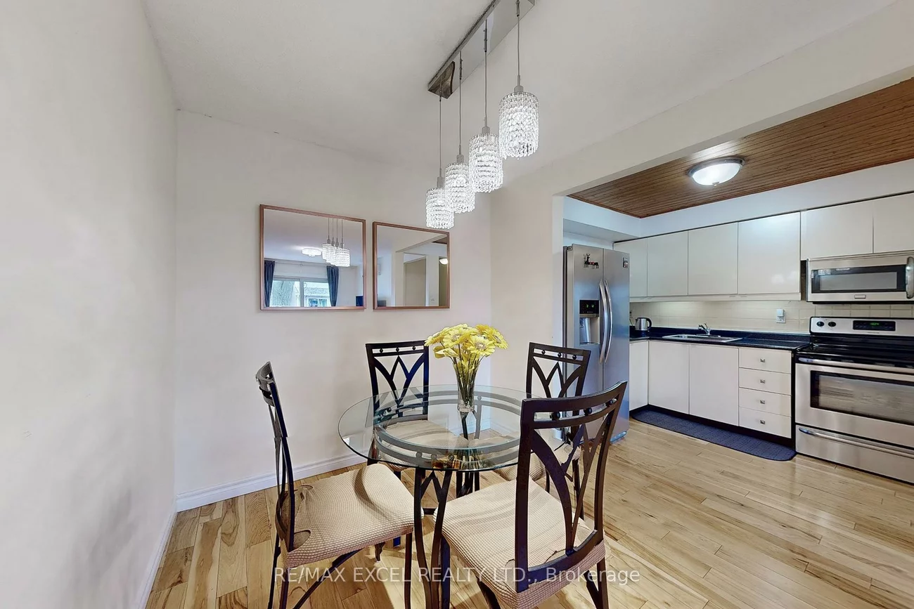 11, Sand Fernway, Don Valley Village, Toronto