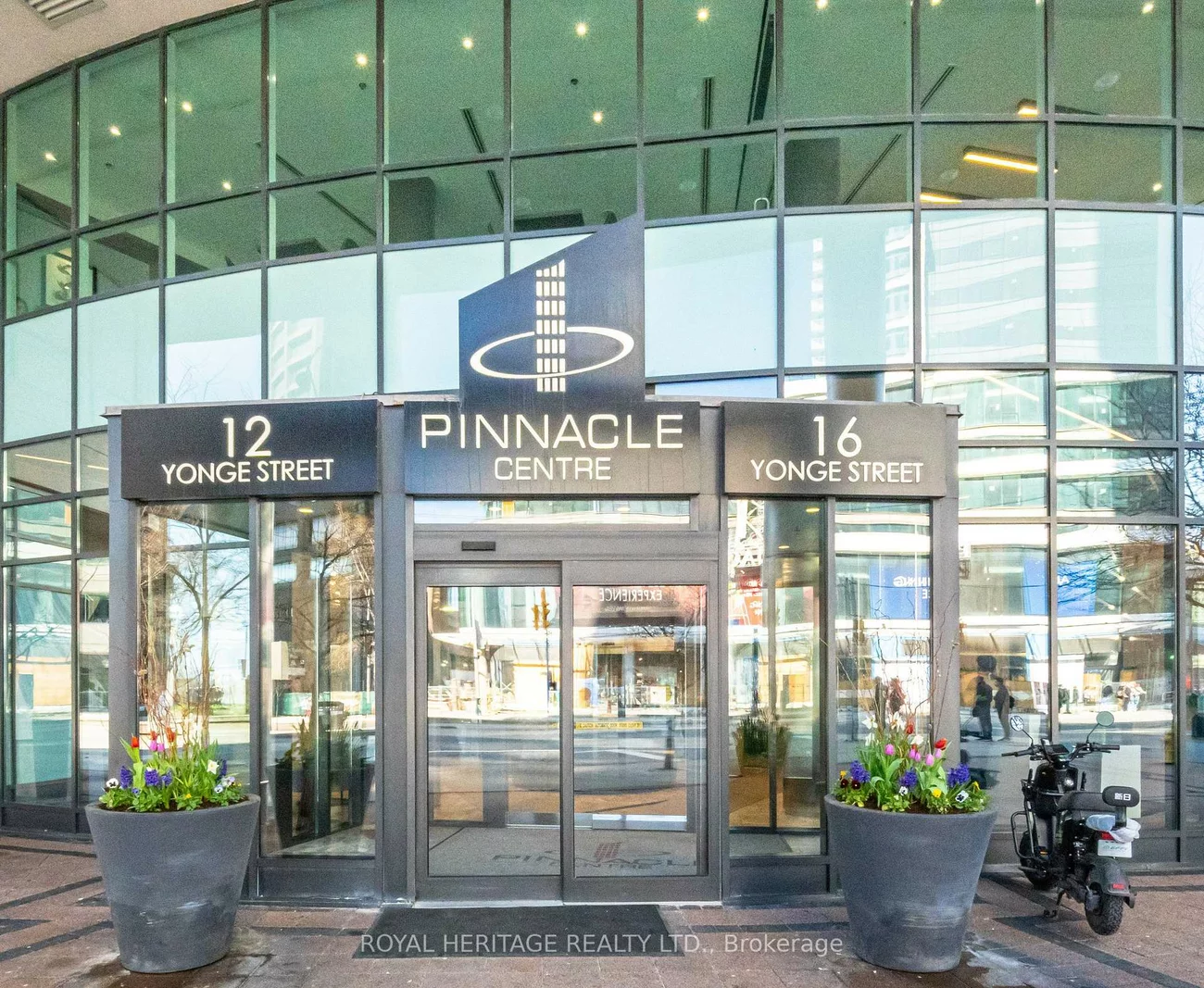12, Yonge, Waterfront Communities C1, Toronto