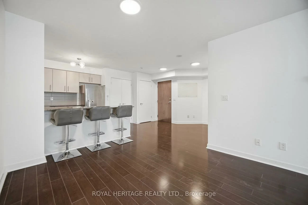 12, Yonge, Waterfront Communities C1, Toronto
