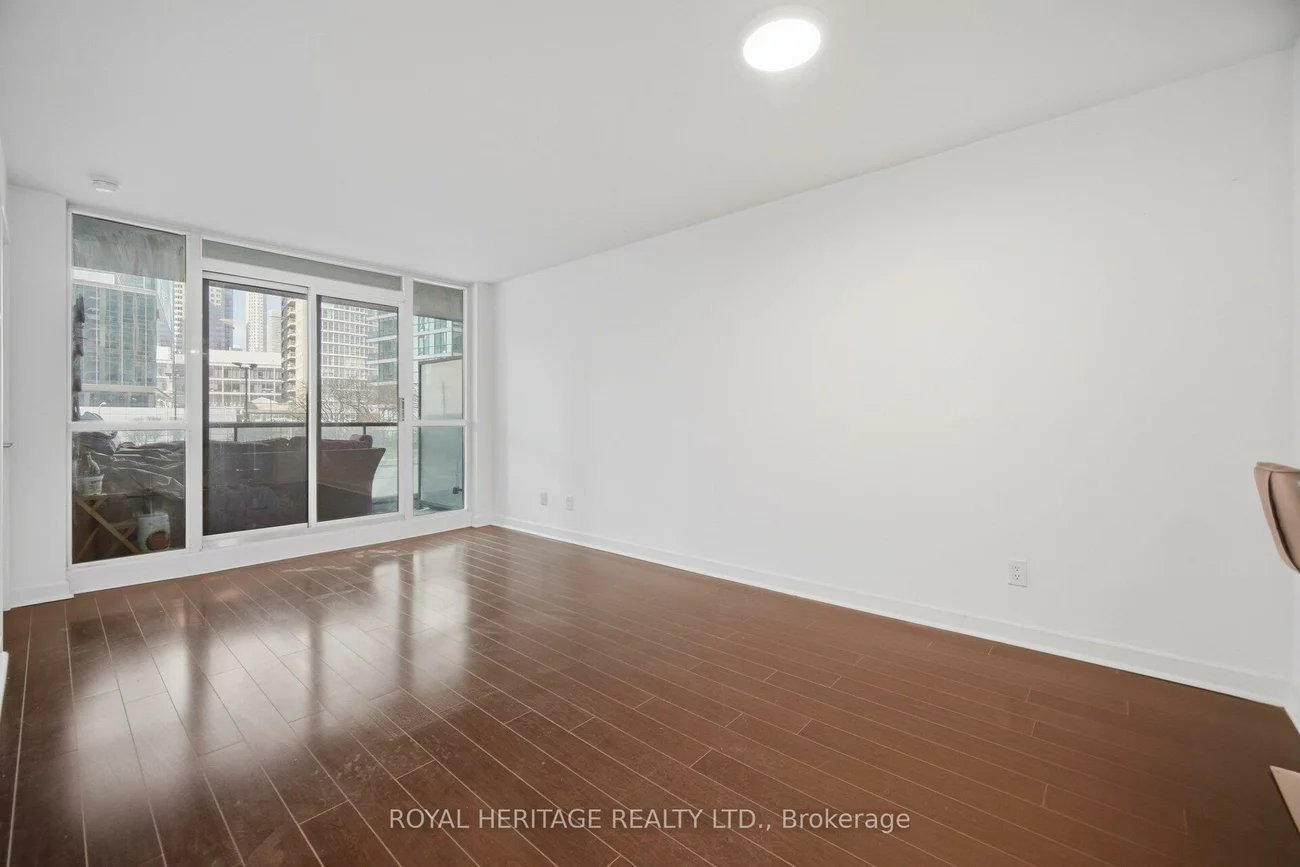 12, Yonge, Waterfront Communities C1, Toronto