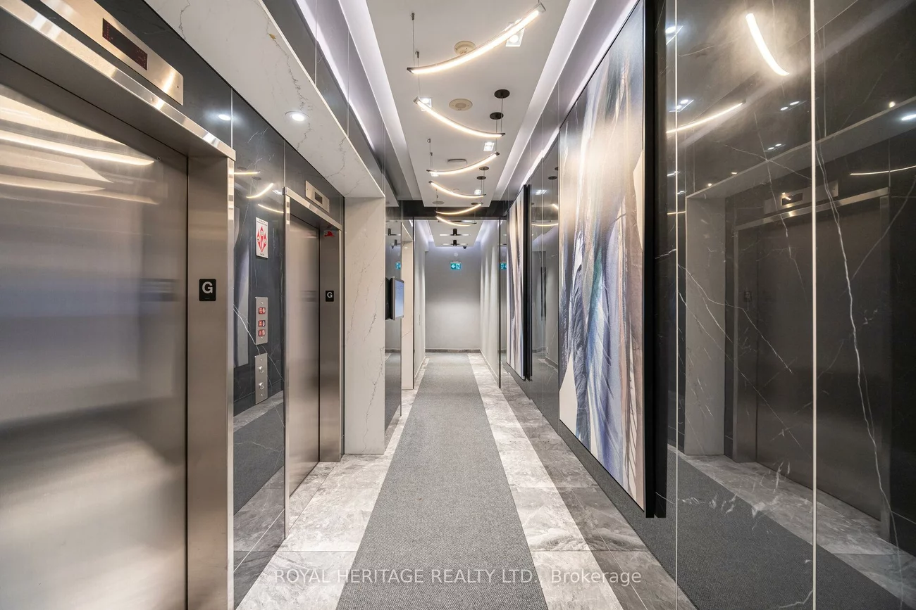 12, Yonge, Waterfront Communities C1, Toronto