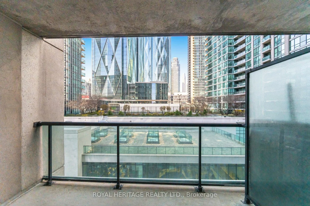 12, Yonge, Waterfront Communities C1, Toronto