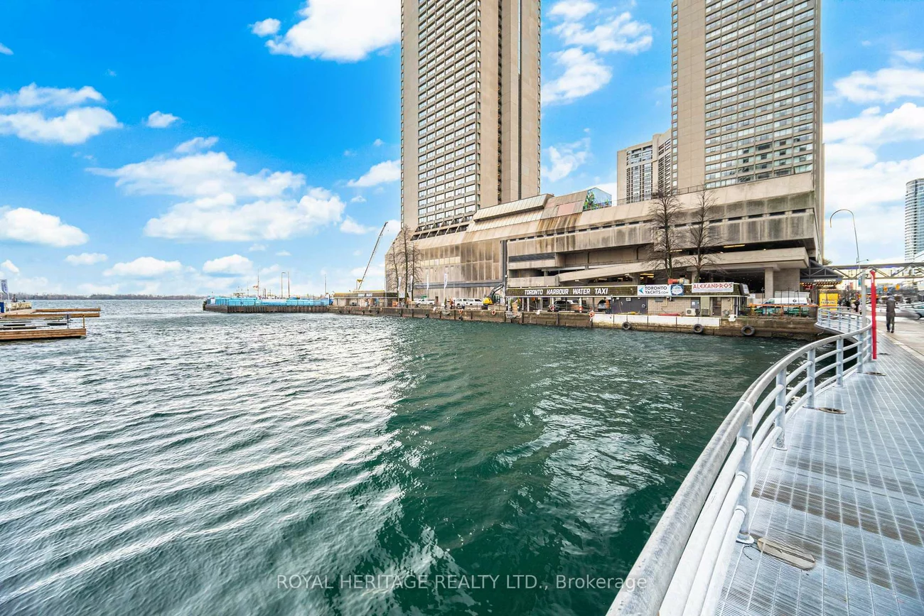 12, Yonge, Waterfront Communities C1, Toronto