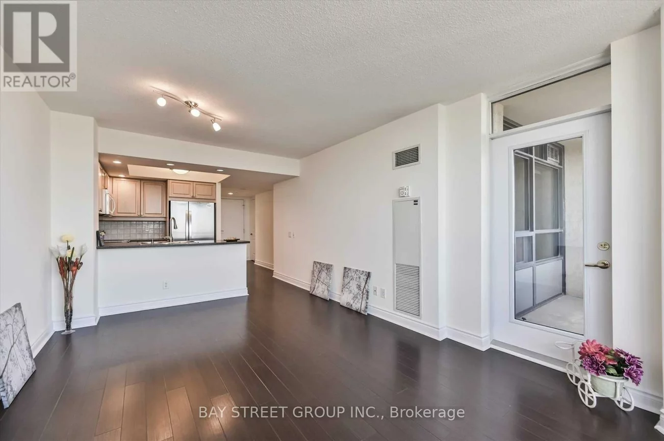 15, Northtown, Willowdale East, Toronto