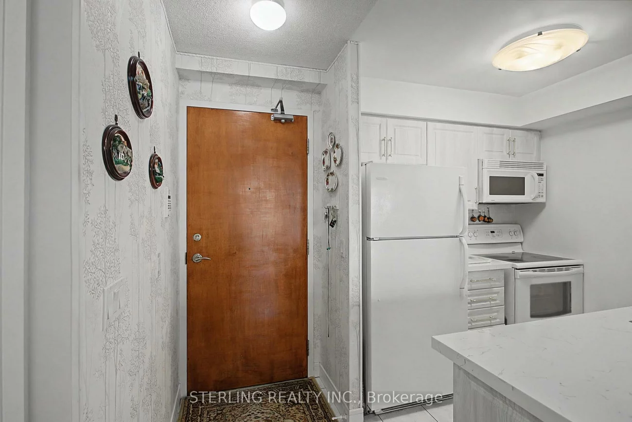 31, Bales, Willowdale East, Toronto
