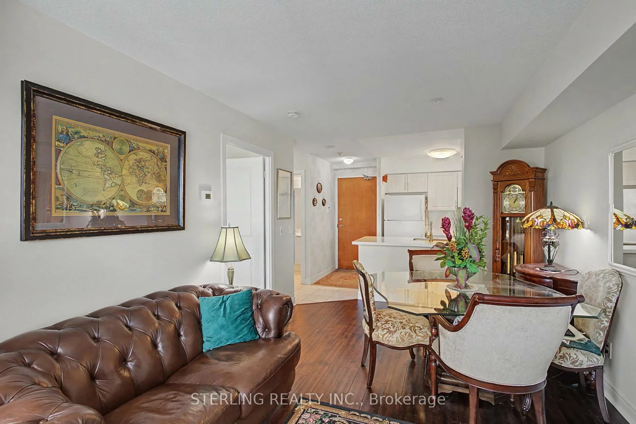 31, Bales, Willowdale East, Toronto