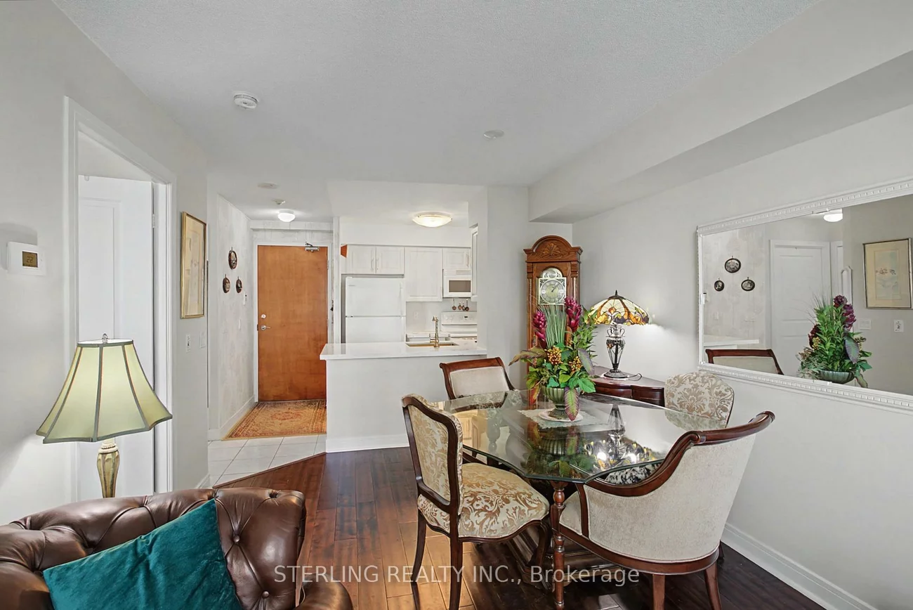 31, Bales, Willowdale East, Toronto