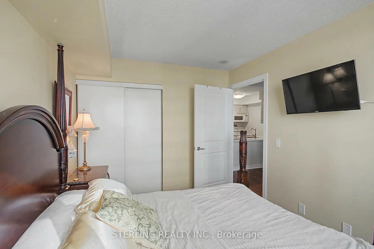 31, Bales, Willowdale East, Toronto