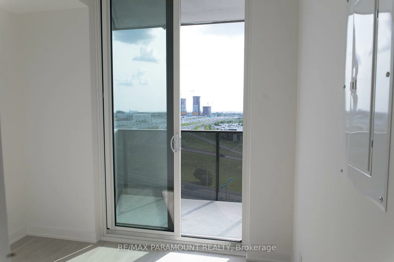30, Tretti, Clanton Park, Toronto