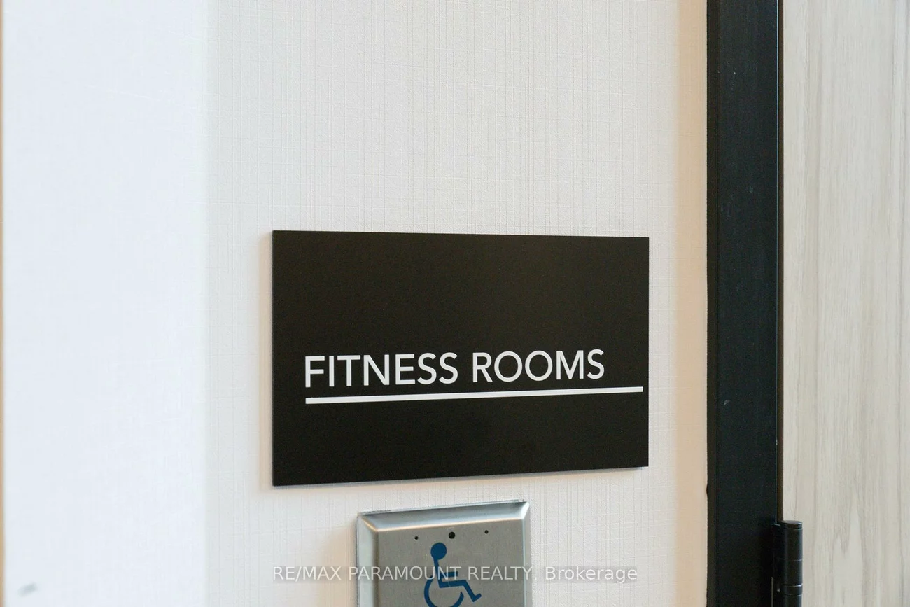 30, Tretti, Clanton Park, Toronto