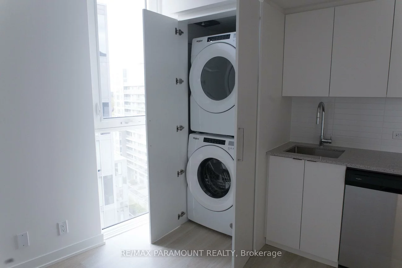 30, Tretti, Clanton Park, Toronto