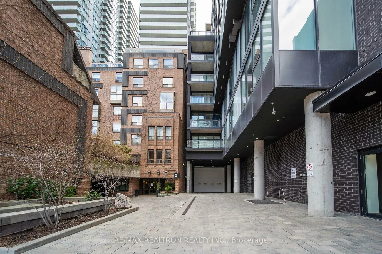 19, Dundonald, Church-Yonge Corridor, Toronto