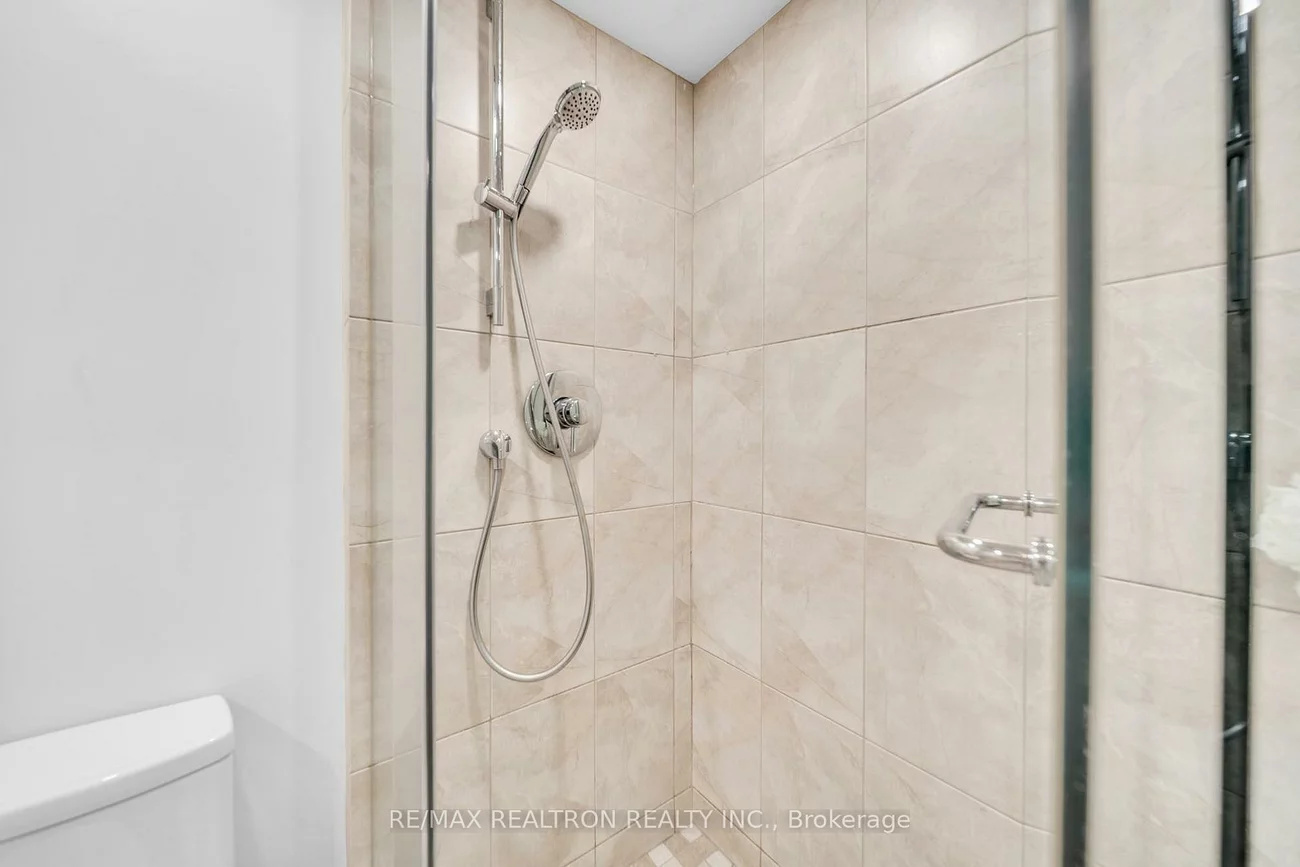 19, Dundonald, Church-Yonge Corridor, Toronto