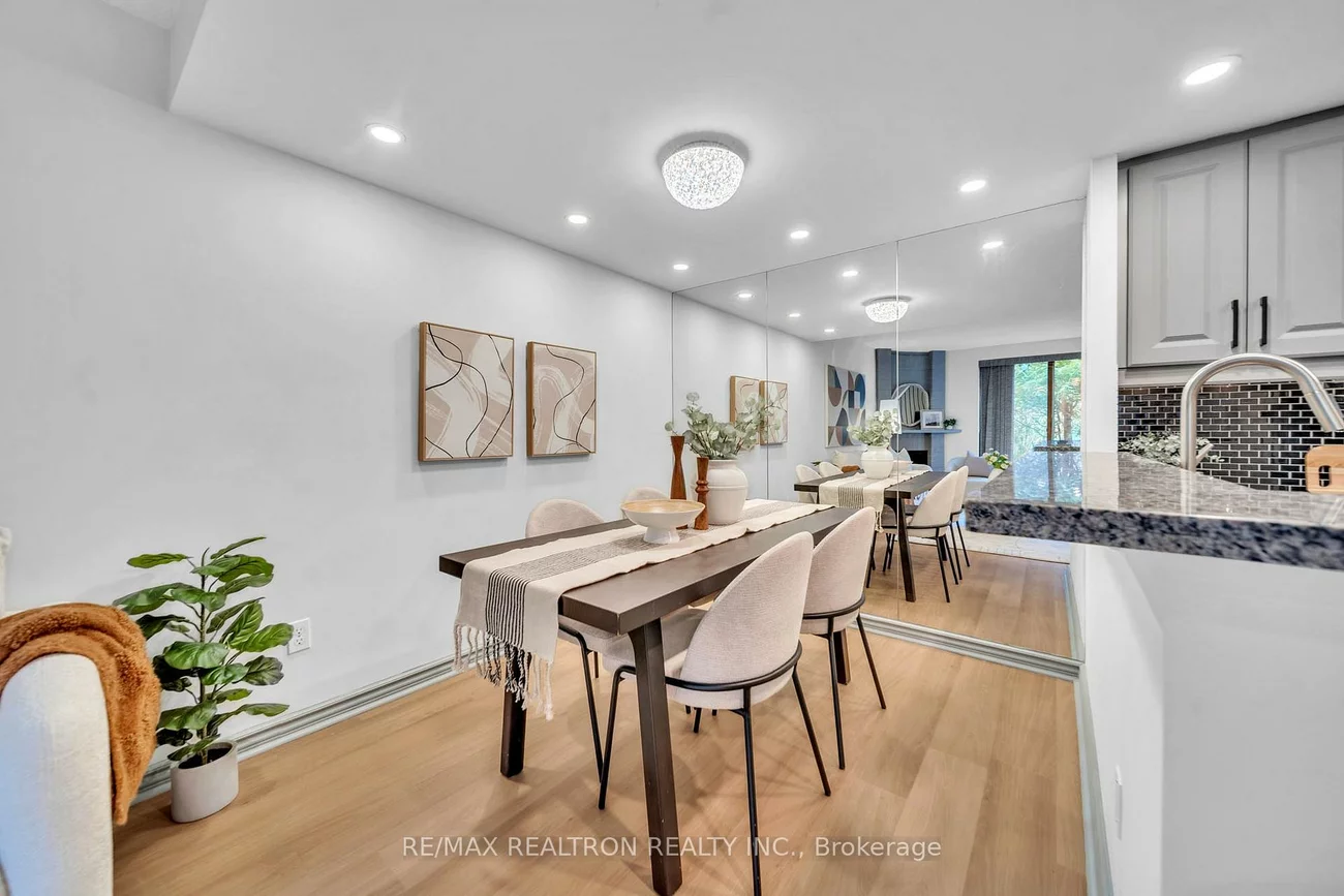 19, Dundonald, Church-Yonge Corridor, Toronto