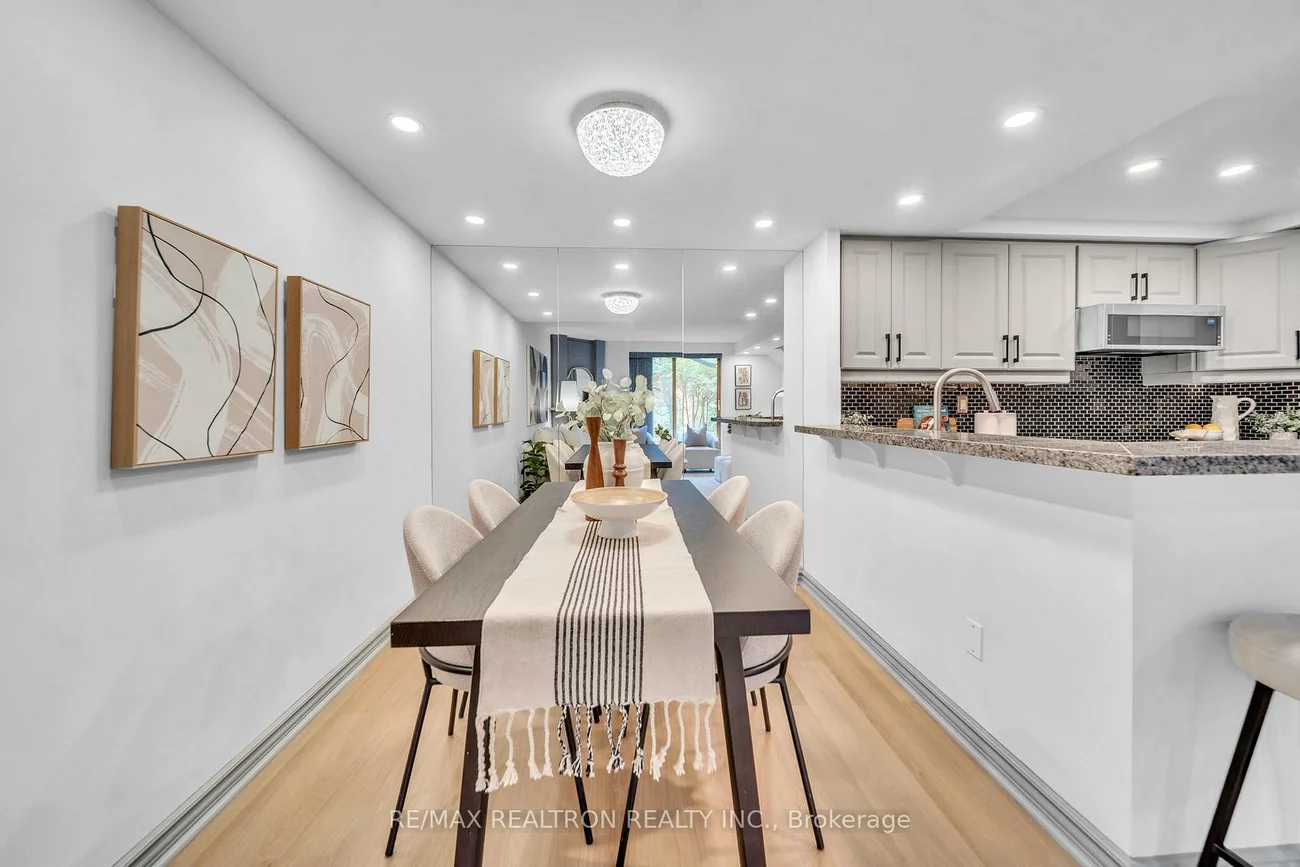 19, Dundonald, Church-Yonge Corridor, Toronto