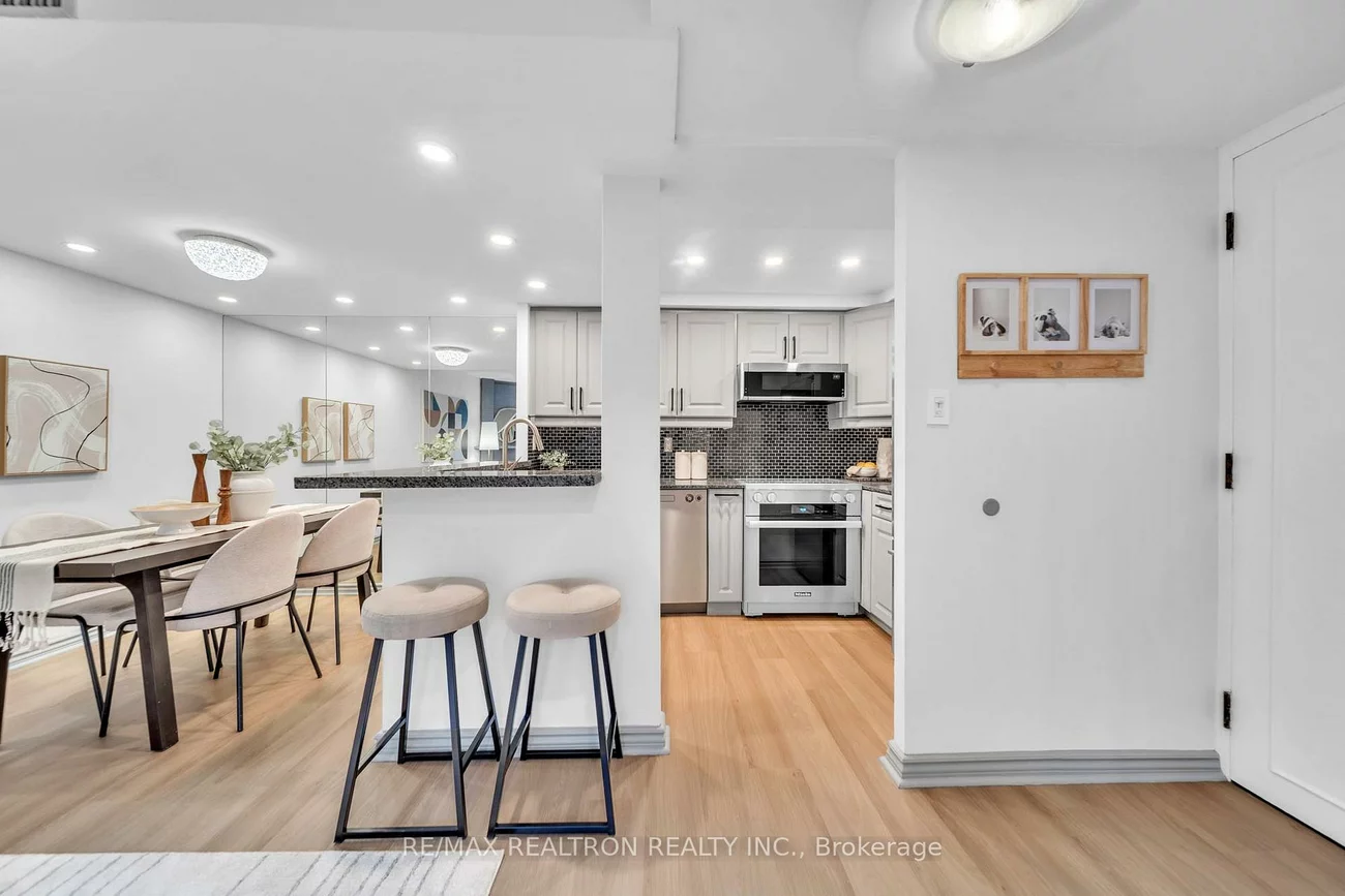 19, Dundonald, Church-Yonge Corridor, Toronto