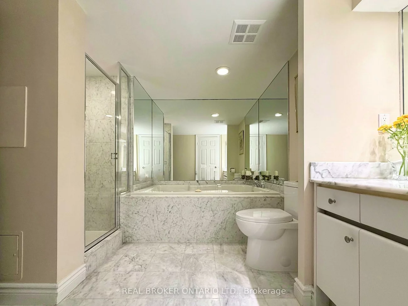 130, Carlton, Cabbagetown-South St. James Town, Toronto