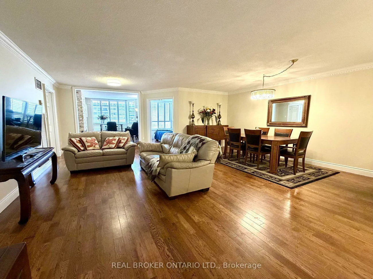 130, Carlton, Cabbagetown-South St. James Town, Toronto