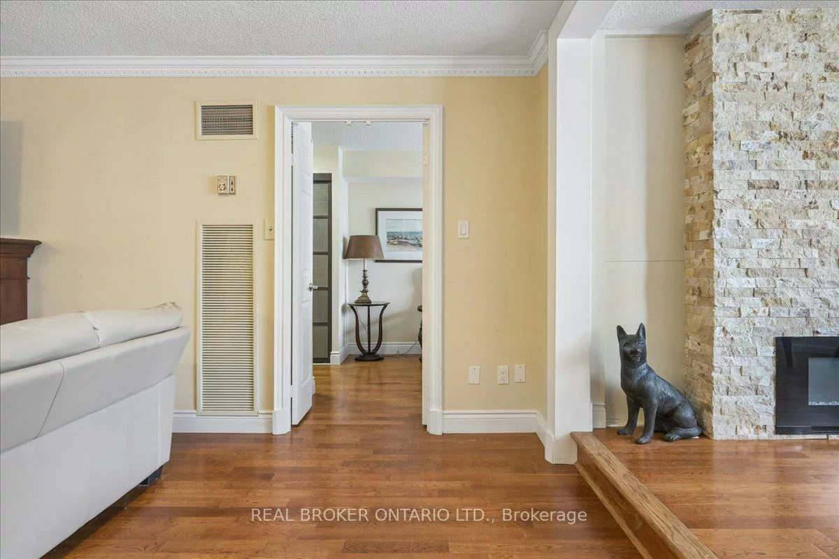 130, Carlton, Cabbagetown-South St. James Town, Toronto