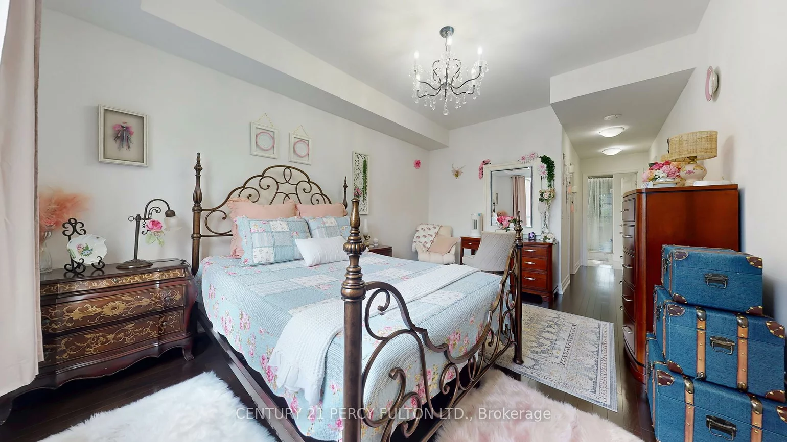 23, Rean, Bayview Village, Toronto