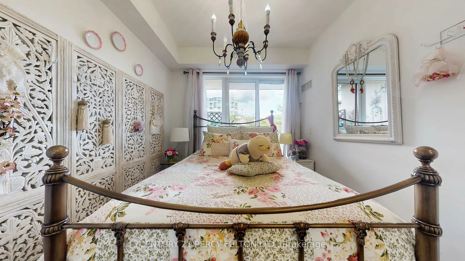 23, Rean, Bayview Village, Toronto