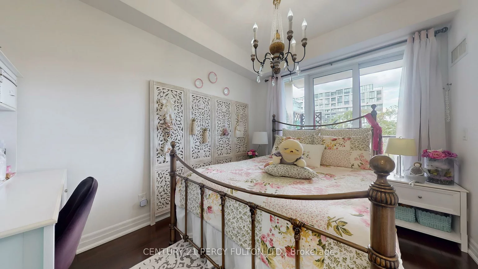 23, Rean, Bayview Village, Toronto