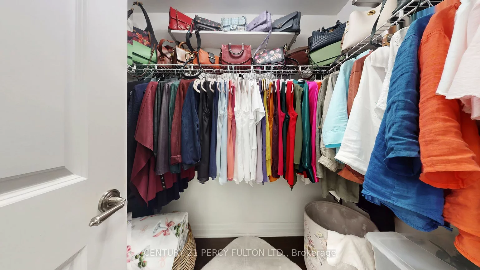 23, Rean, Bayview Village, Toronto