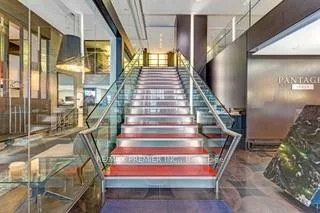 210, Victoria, Church-Yonge Corridor, Toronto